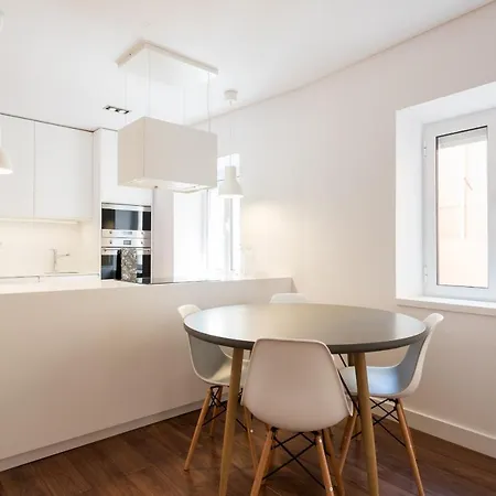 Flh Santa Marta Flat With Terrace * Lisbon